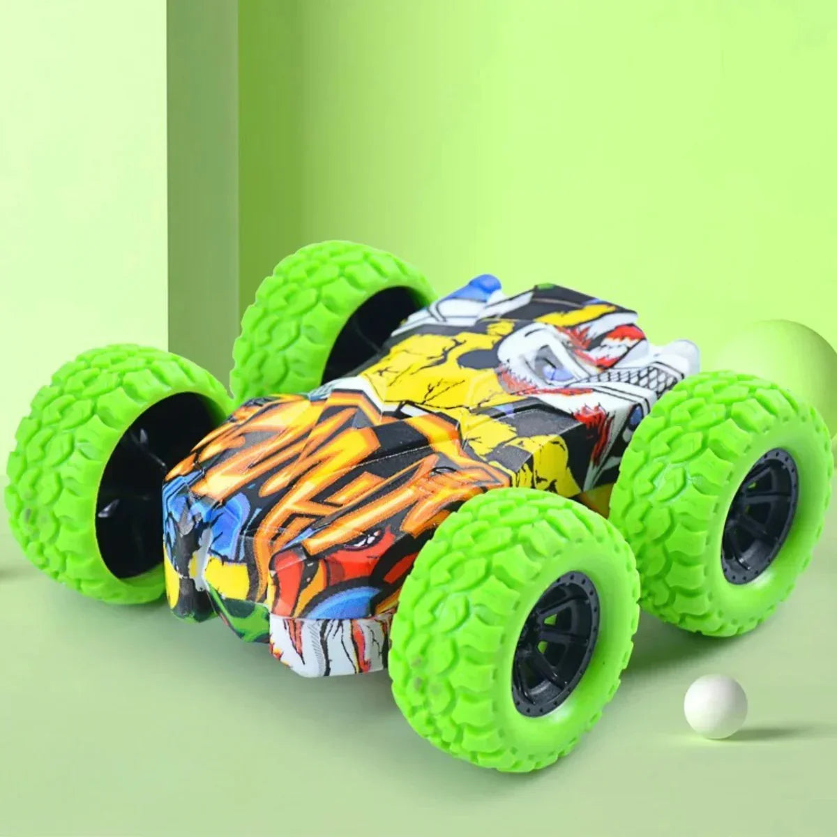 Dual-Side Stunt Car