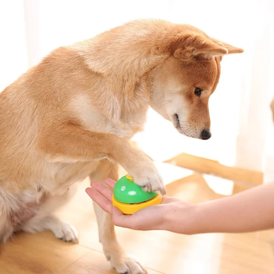 PetTrainer – The Ultimate Trainer &amp; Footprint Ring for Cats and Dogs!