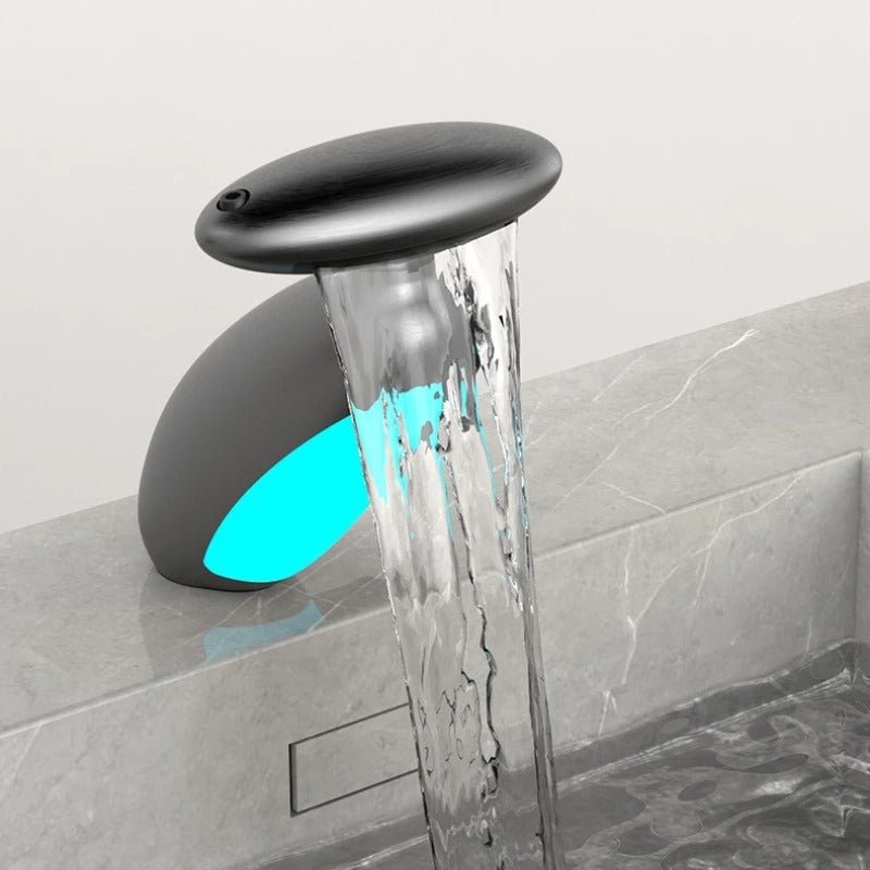 Smart LED Bathroom Faucet – 4 Water Modes, 360° Pull-Out Head